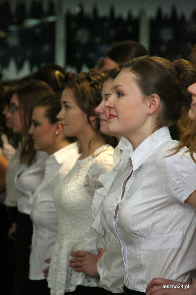 II LO bawi się u siebie (zdjęcia)