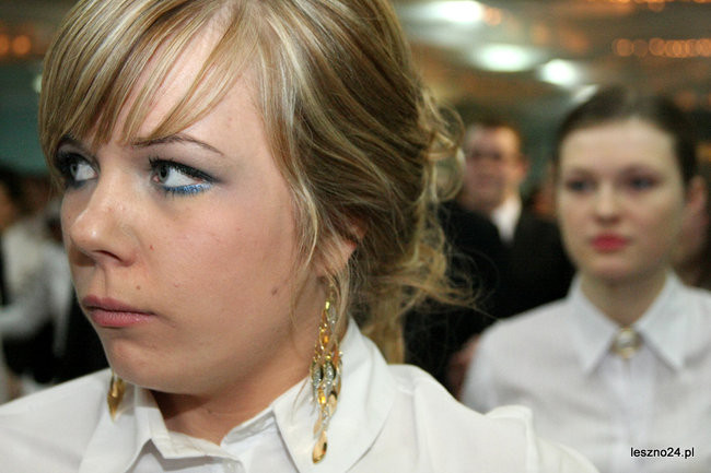 II LO bawi się u siebie (zdjęcia)