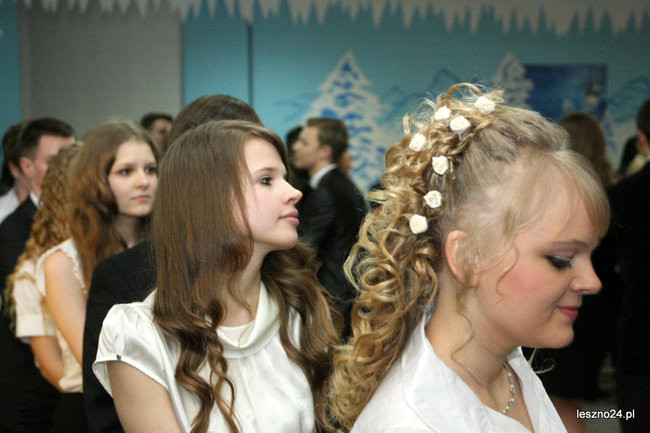 II LO bawi się u siebie (zdjęcia)