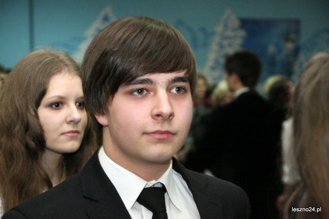 II LO bawi się u siebie (zdjęcia)