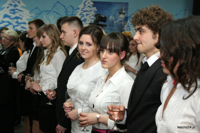 II LO bawi się u siebie (zdjęcia)