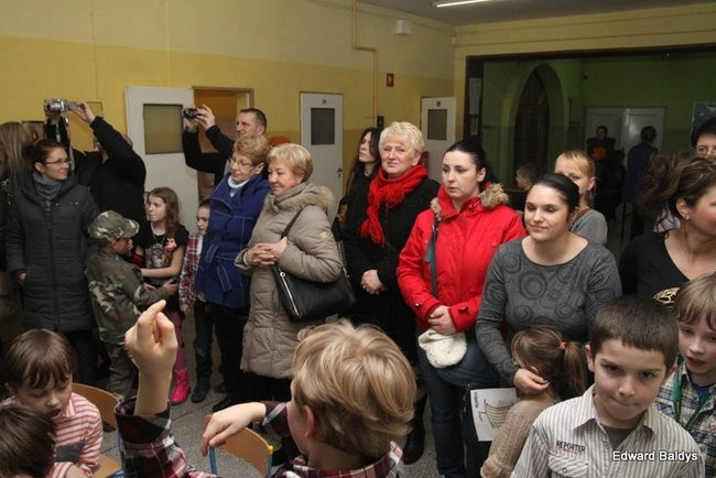 Dyskoteka młodego człowieka w SP 12 (zdjęcia)