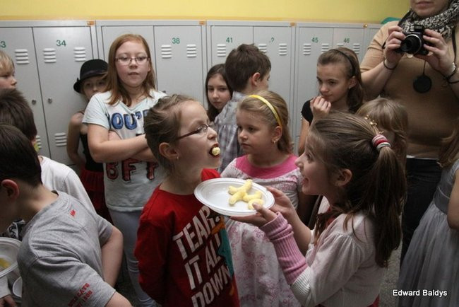 Dyskoteka młodego człowieka w SP 12 (zdjęcia)