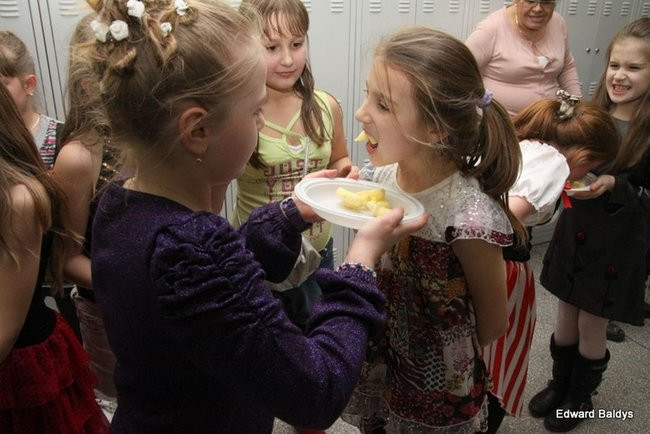 Dyskoteka młodego człowieka w SP 12 (zdjęcia)