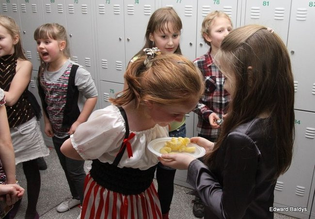 Dyskoteka młodego człowieka w SP 12 (zdjęcia)