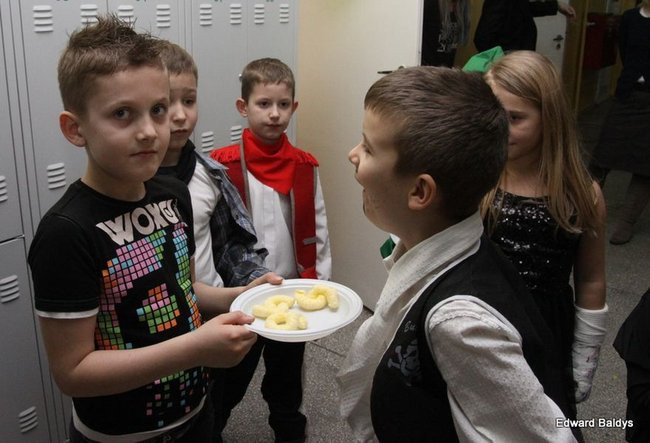 Dyskoteka młodego człowieka w SP 12 (zdjęcia)