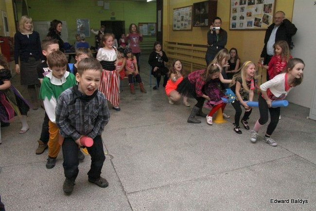 Dyskoteka młodego człowieka w SP 12 (zdjęcia)