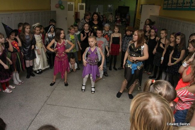 Dyskoteka młodego człowieka w SP 12 (zdjęcia)