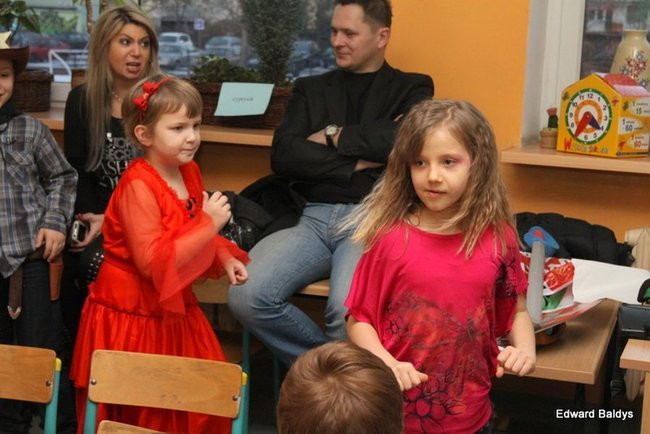 Dyskoteka młodego człowieka w SP 12 (zdjęcia)