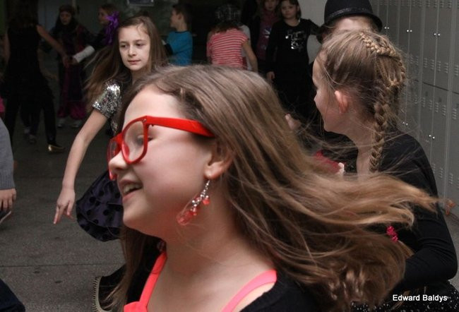 Dyskoteka młodego człowieka w SP 12 (zdjęcia)