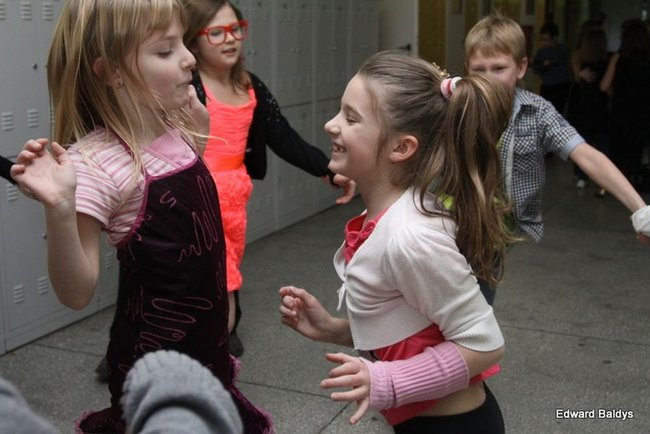 Dyskoteka młodego człowieka w SP 12 (zdjęcia)