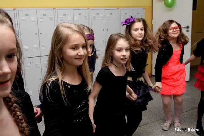 Dyskoteka młodego człowieka w SP 12 (zdjęcia)