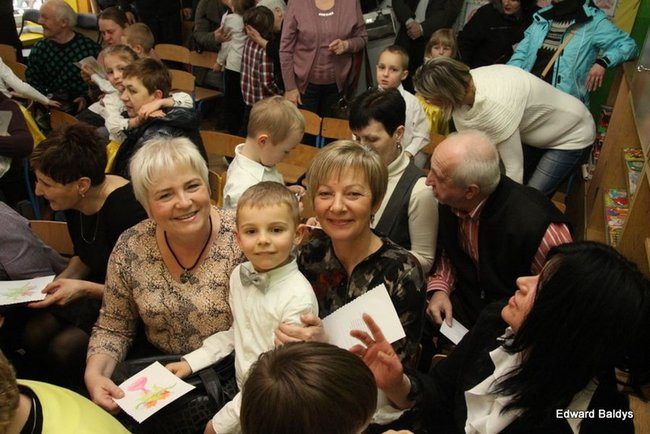 Życzenia złożyli po angielsku (zdjęcia)