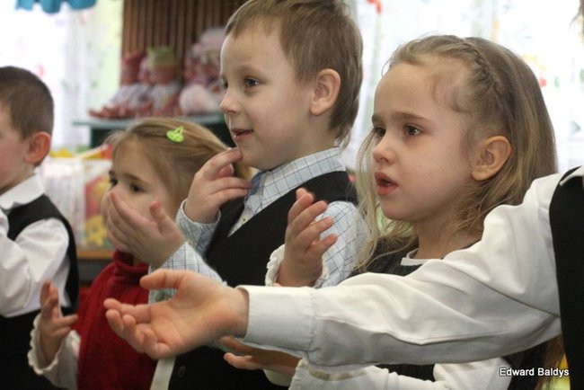 Życzenia złożyli po angielsku (zdjęcia)