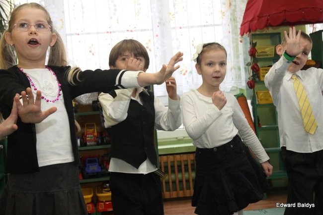 Życzenia złożyli po angielsku (zdjęcia)