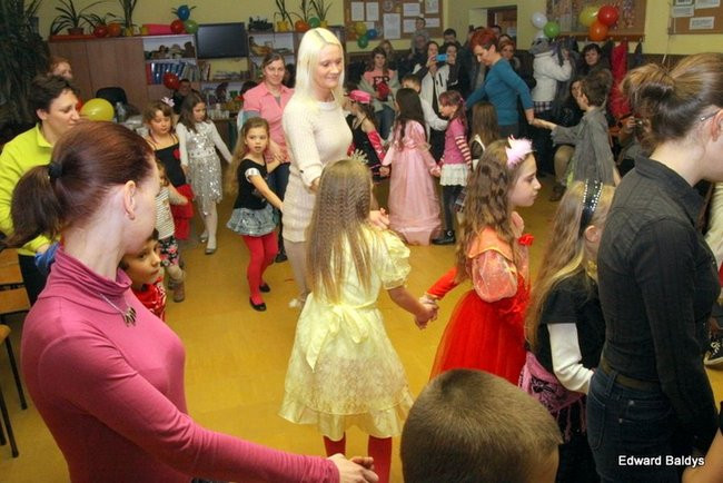 Dyskotekowe ostatki w SP nr 9 (zdjęcia)