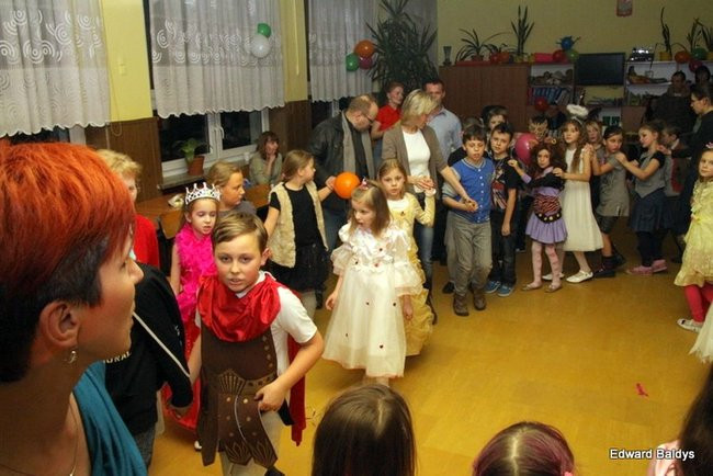 Dyskotekowe ostatki w SP nr 9 (zdjęcia)
