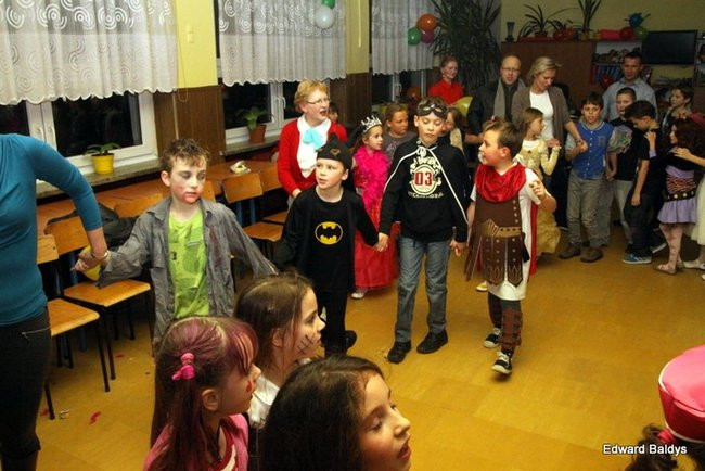 Dyskotekowe ostatki w SP nr 9 (zdjęcia)