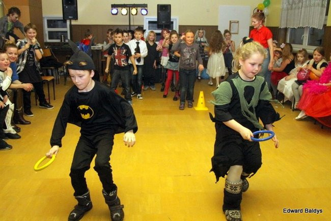 Dyskotekowe ostatki w SP nr 9 (zdjęcia)