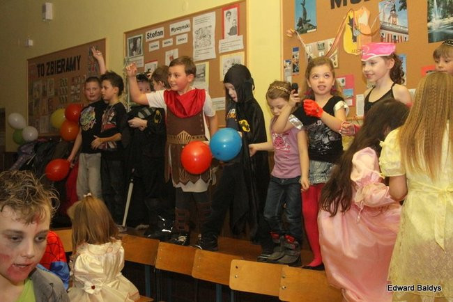Dyskotekowe ostatki w SP nr 9 (zdjęcia)