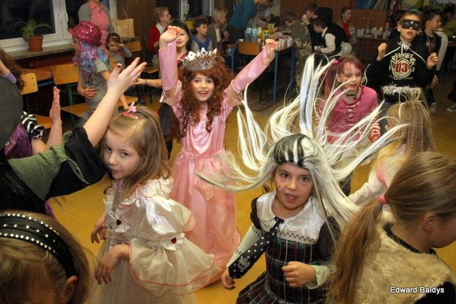 Dyskotekowe ostatki w SP nr 9 (zdjęcia)