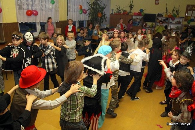 Dyskotekowe ostatki w SP nr 9 (zdjęcia)