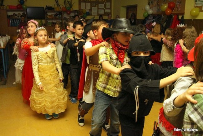 Dyskotekowe ostatki w SP nr 9 (zdjęcia)
