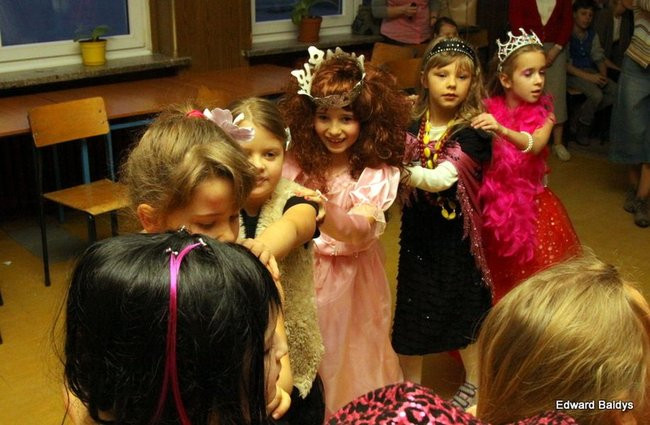 Dyskotekowe ostatki w SP nr 9 (zdjęcia)