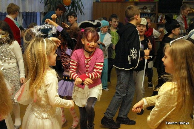 Dyskotekowe ostatki w SP nr 9 (zdjęcia)