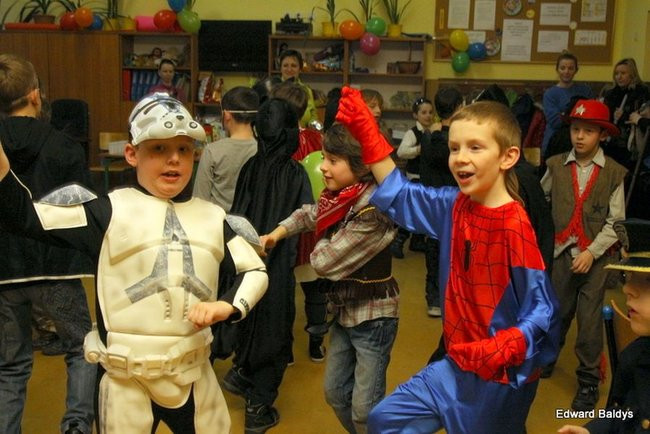 Dyskotekowe ostatki w SP nr 9 (zdjęcia)