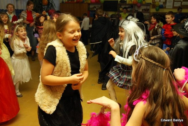 Dyskotekowe ostatki w SP nr 9 (zdjęcia)