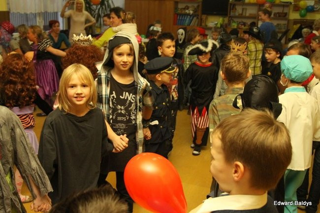 Dyskotekowe ostatki w SP nr 9 (zdjęcia)