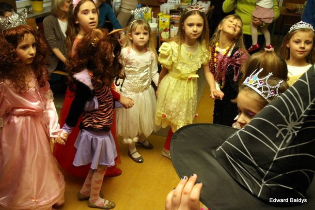 Dyskotekowe ostatki w SP nr 9 (zdjęcia)