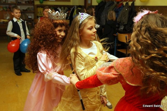 Dyskotekowe ostatki w SP nr 9 (zdjęcia)