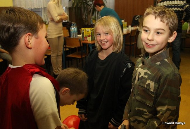 Dyskotekowe ostatki w SP nr 9 (zdjęcia)