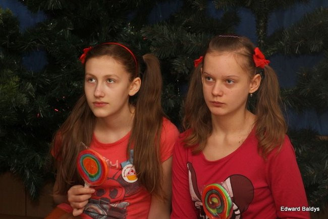 Miś Eryk na drodze (zdjęcia)