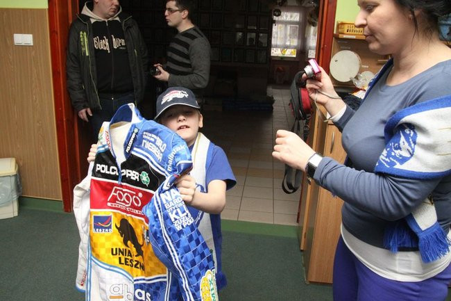 Żużlowcy w przedszkolu Elżbietanek (zdjęcia)