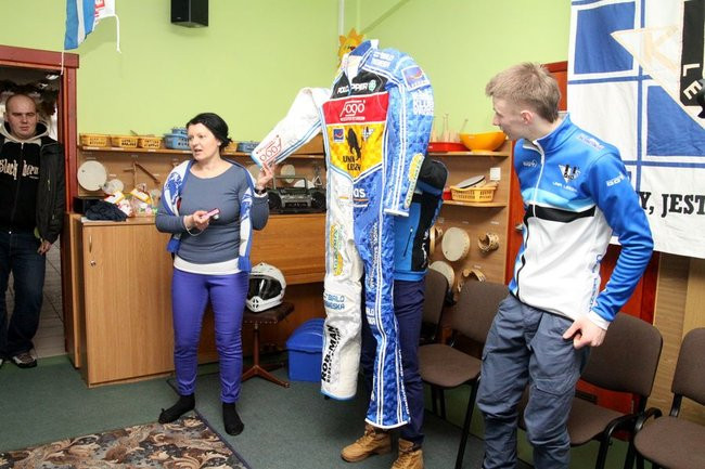 Żużlowcy w przedszkolu Elżbietanek (zdjęcia)