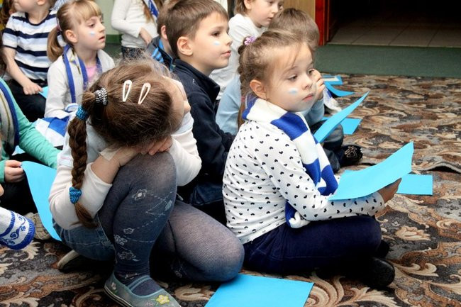 Żużlowcy w przedszkolu Elżbietanek (zdjęcia)