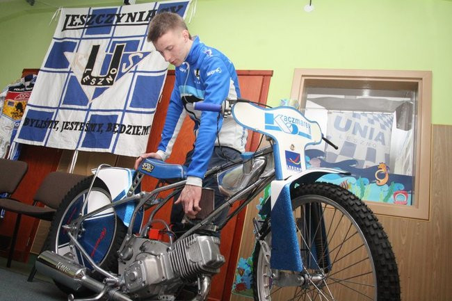 Żużlowcy w przedszkolu Elżbietanek (zdjęcia)