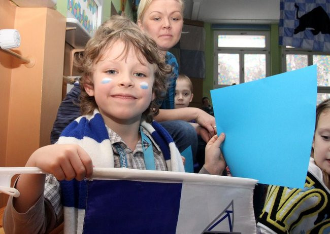 Żużlowcy w przedszkolu Elżbietanek (zdjęcia)