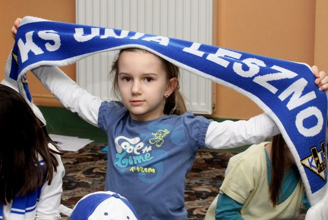 Żużlowcy w przedszkolu Elżbietanek (zdjęcia)