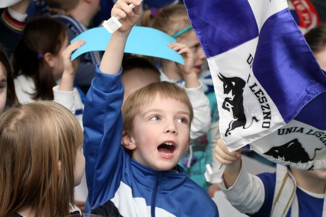 Żużlowcy w przedszkolu Elżbietanek (zdjęcia)