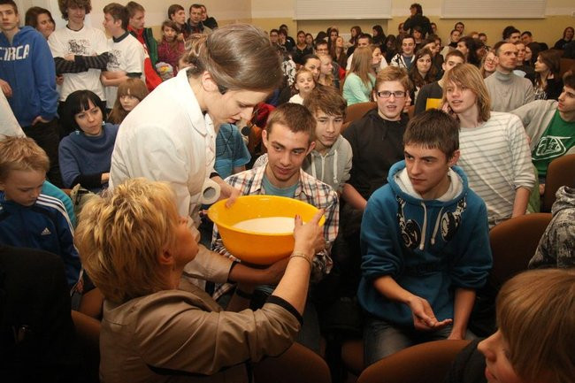 Noc Naukowców w I LO (zdjęcia)