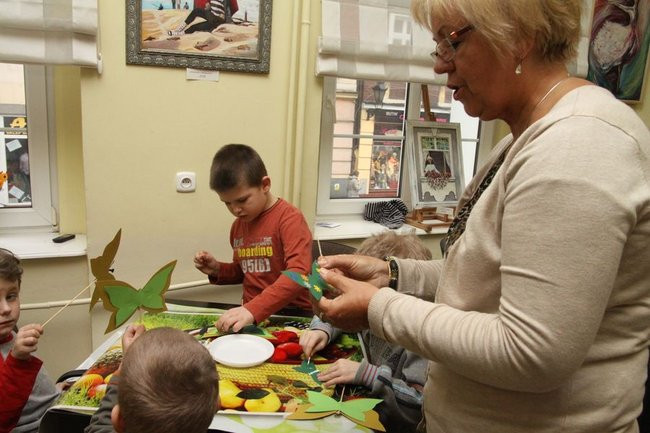 Łączenie Pokoleń  w klubie Obok (zdjecia)