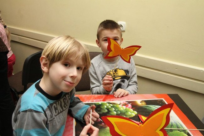 Łączenie Pokoleń  w klubie Obok (zdjecia)