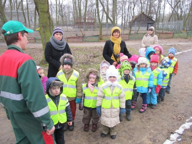 Przedszkolaki w mini-ZOO