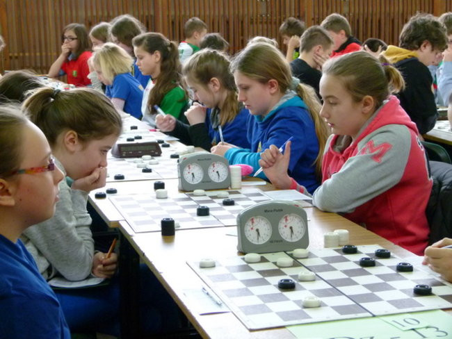 Trzy dni warcabów w Osiecznej (zdjęcia)