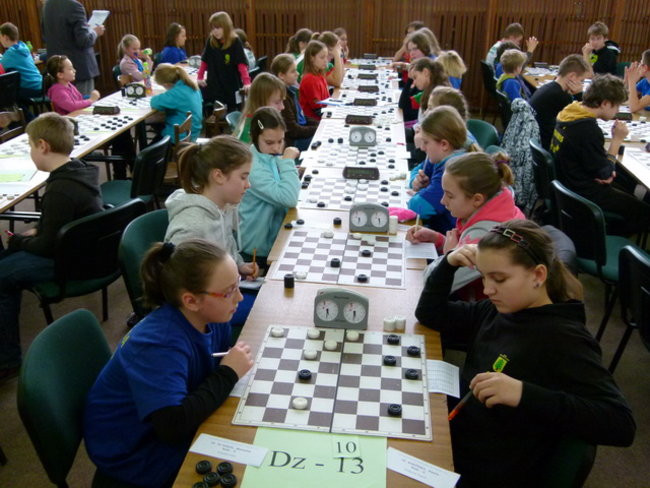 Trzy dni warcabów w Osiecznej (zdjęcia)