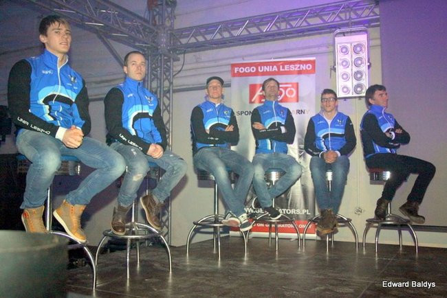 Prezentacja na lotnisku (zdjęcia)